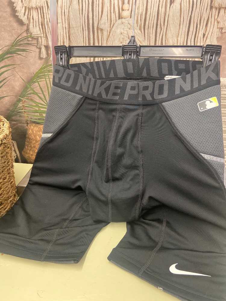 Baseball youth shorts