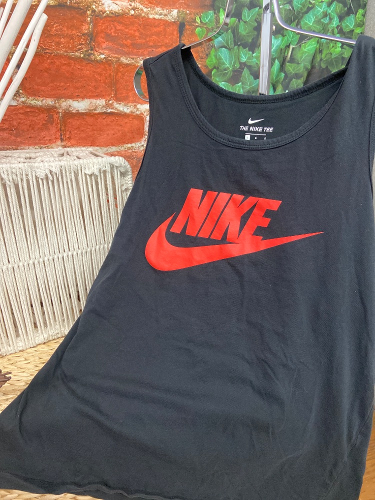 Men’s Nike tank top
