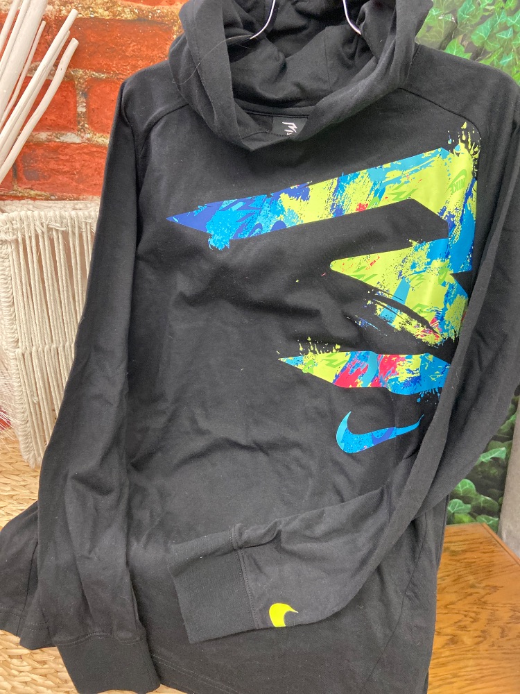 Nike youth hoodie shirt