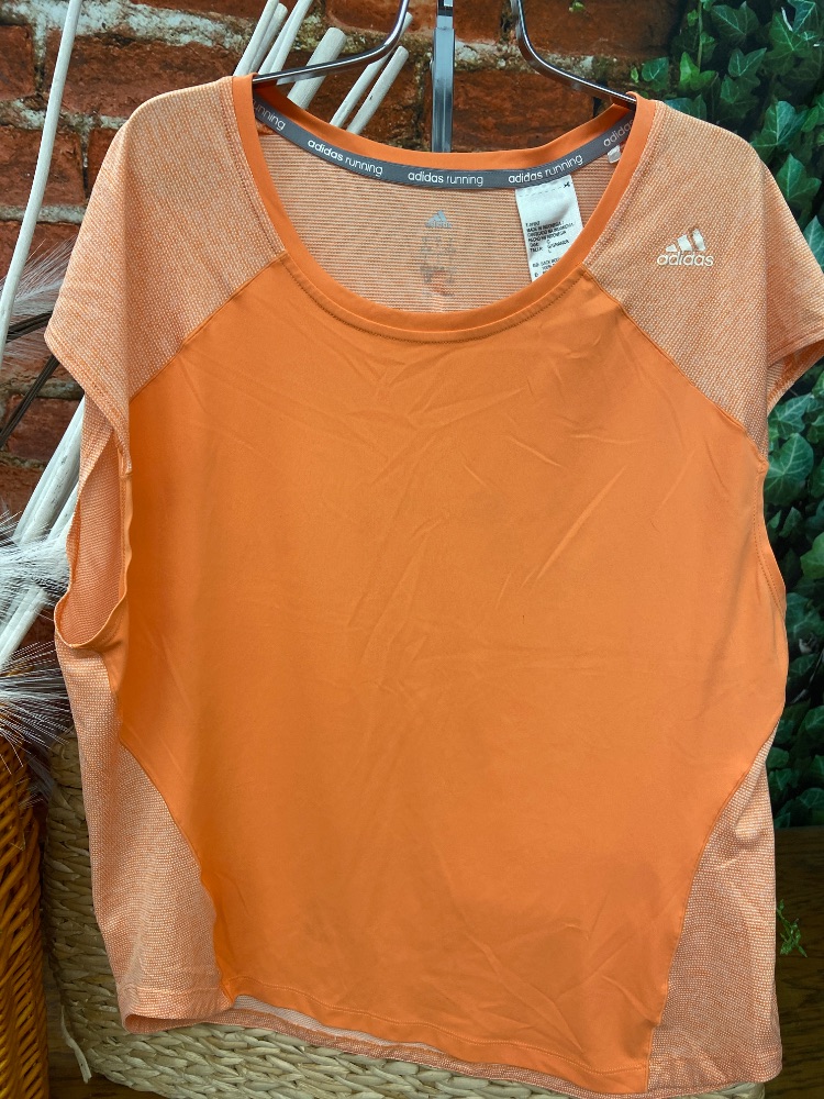 Adult adidas drifit shirt