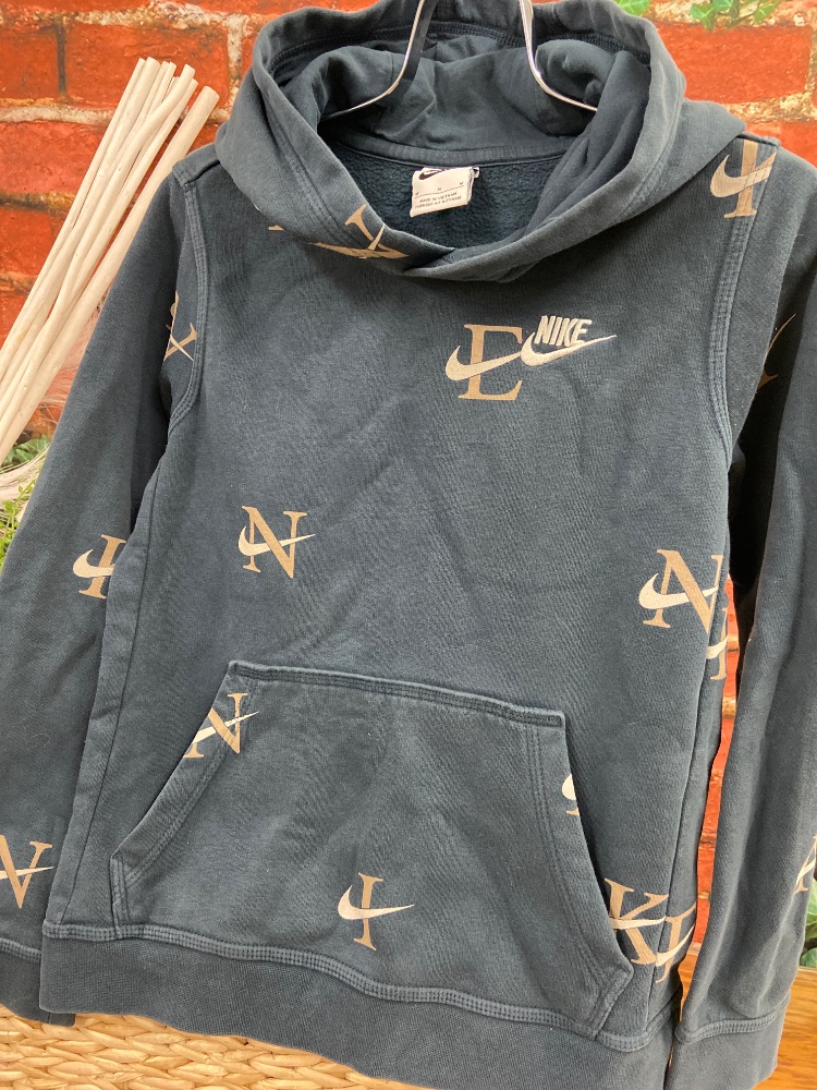 Nike youth medium hoodie