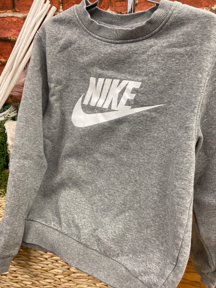 Nike youth large sweatshirt