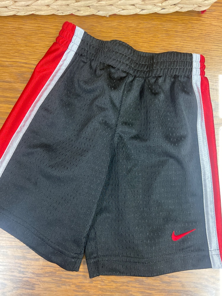 Nike toddler shorts