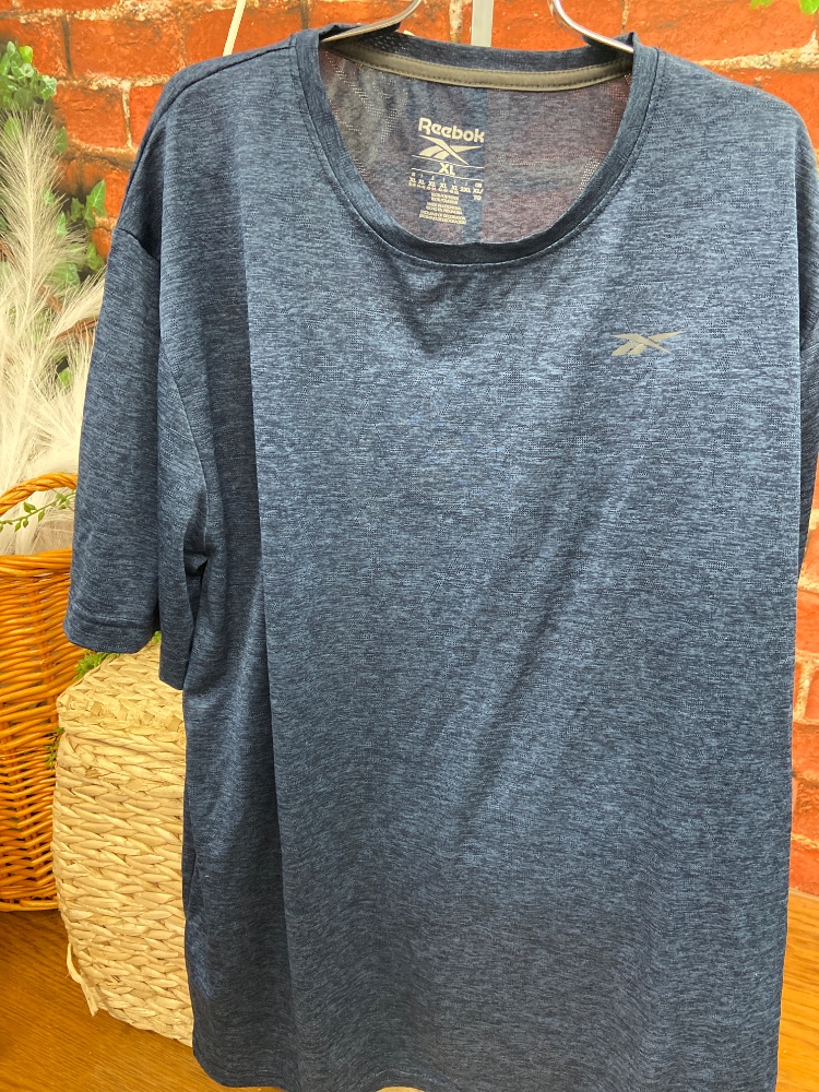 Men’s Reebok navy blue shirt