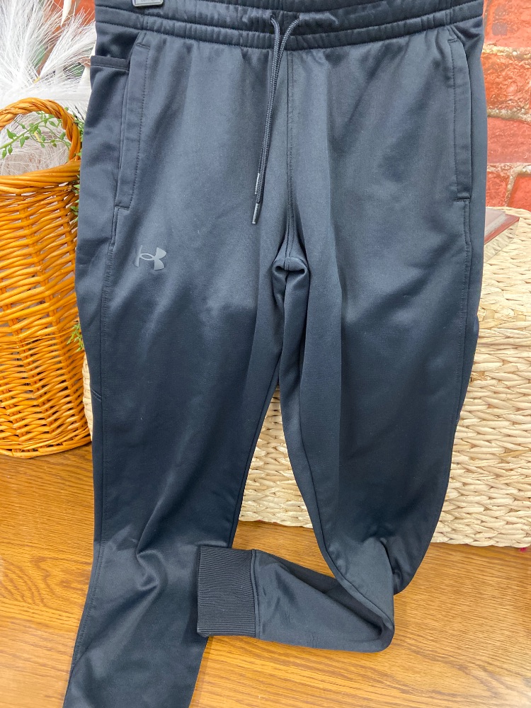 Under armour black joggers youth 14