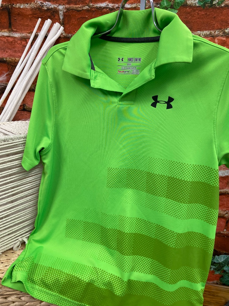 Under armour youth medium shirt