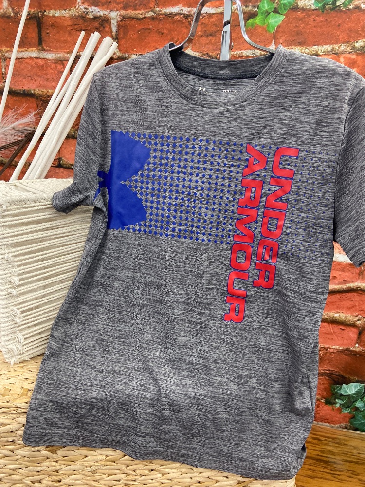 Under armour drifit youth large