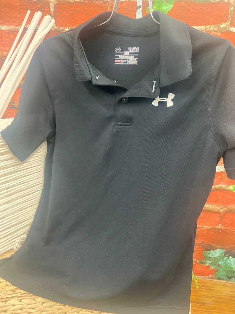 Under armour youth large golf shirt black color