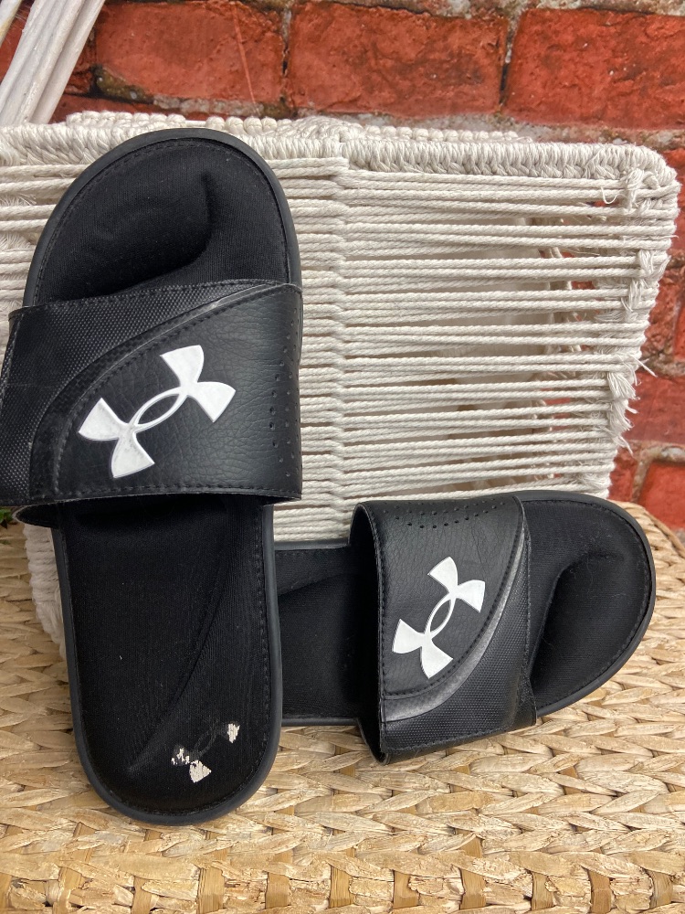 Under armour mens 9 slides