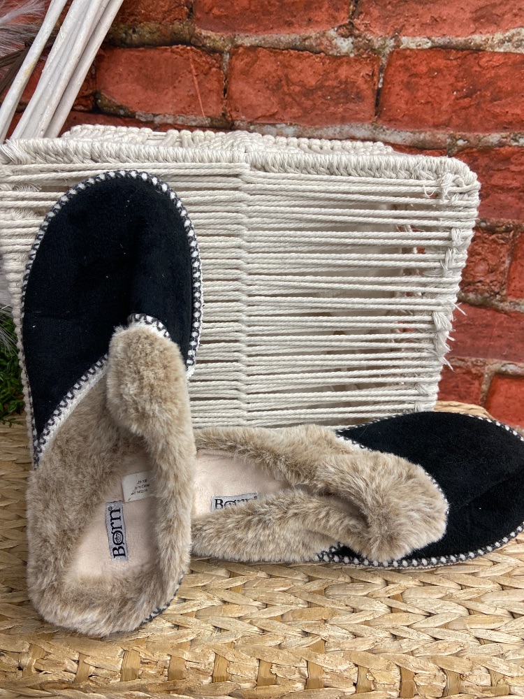 Born ladies slippers 9-10