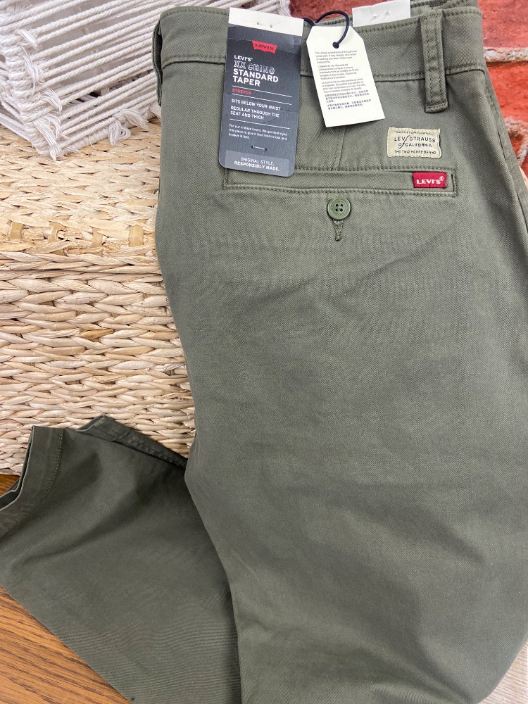 New Levi men’s pants 36x30