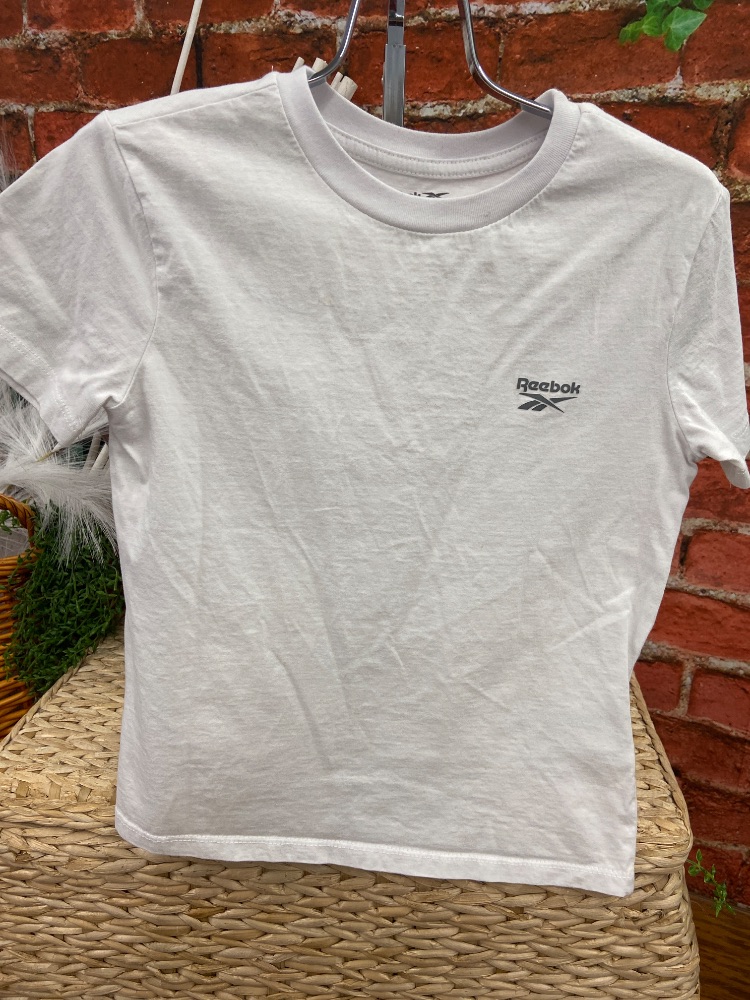 Reebok T-shirt youth small