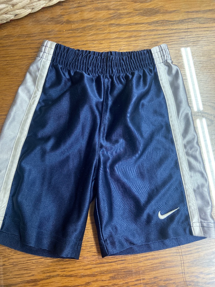 Nike toddler shorts