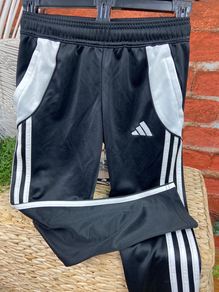 Adidas joggers youth