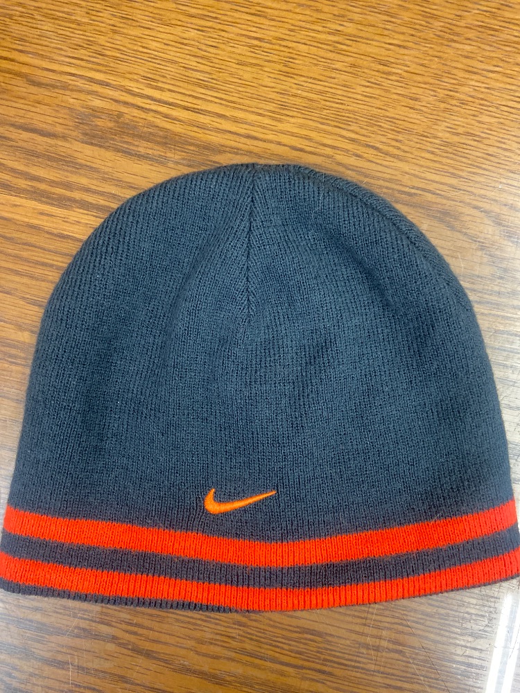 Nike kids hat