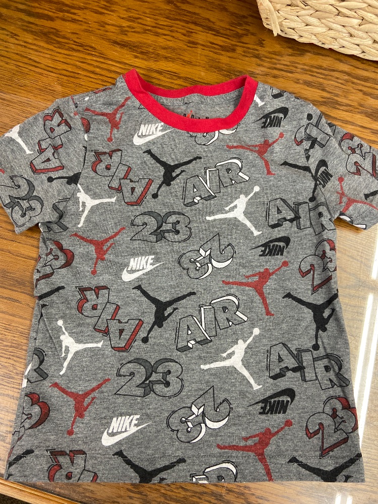 Nike T-shirt toddler