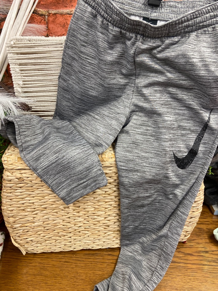 Nike youth joggers