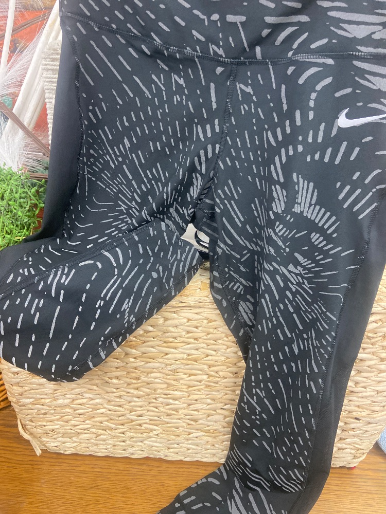 Nike leggings ladies