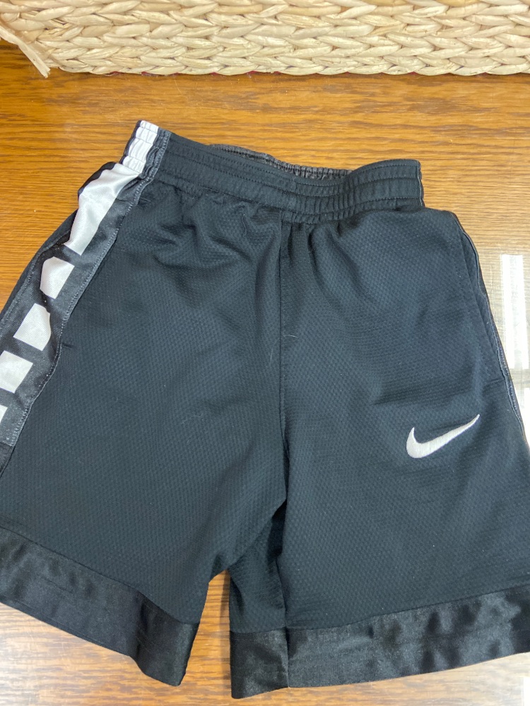 Nike shorts youth small