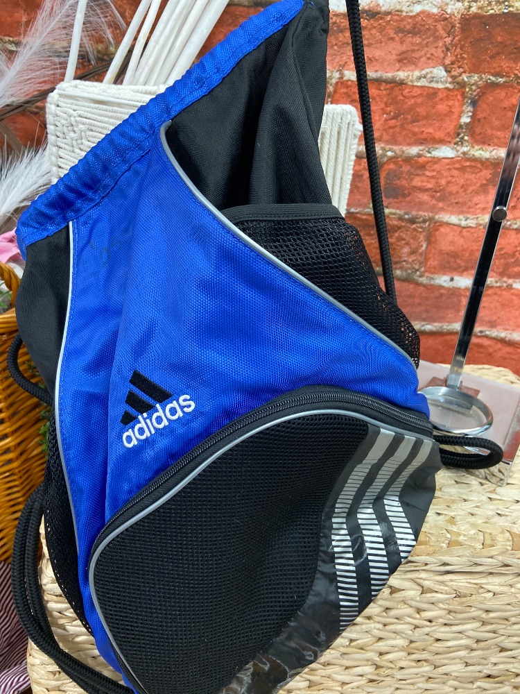 Adidas cinch bag