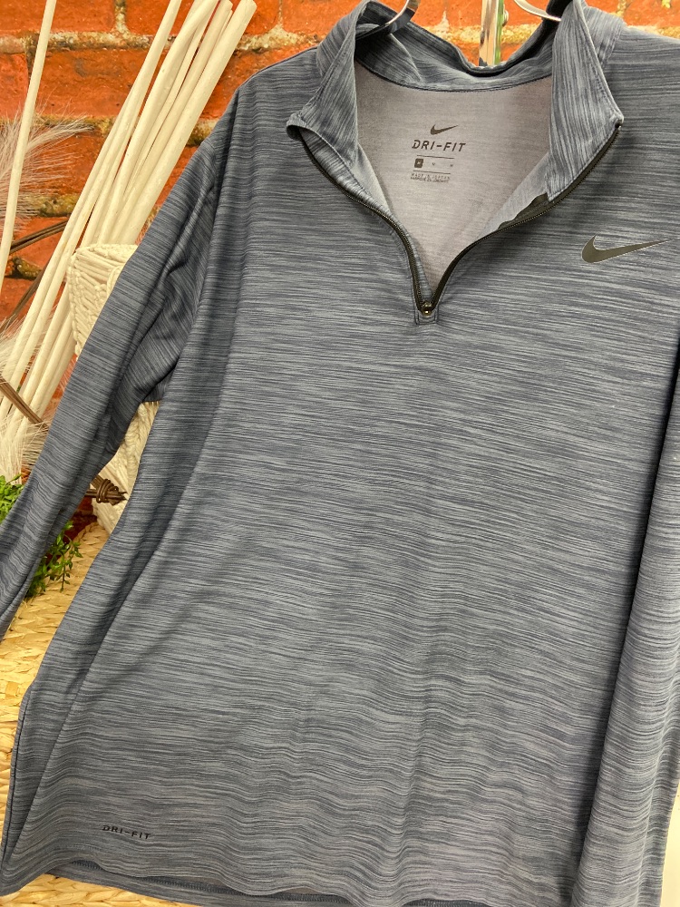 Nike ladies pullover