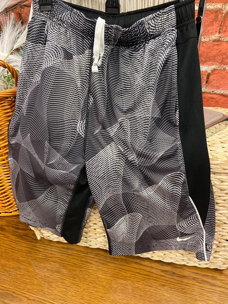 Nike youth X-Large