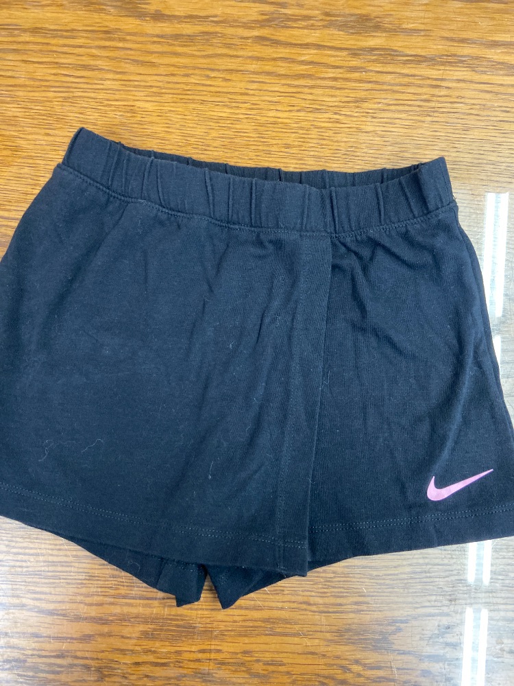 Nike youth skort