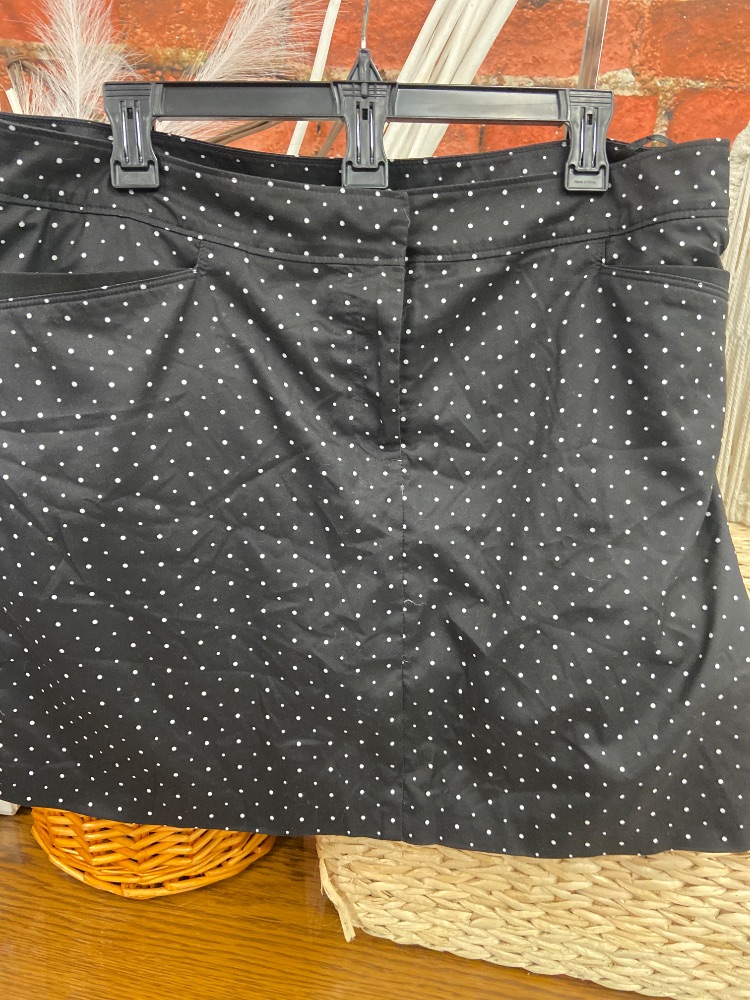 Izod skorts